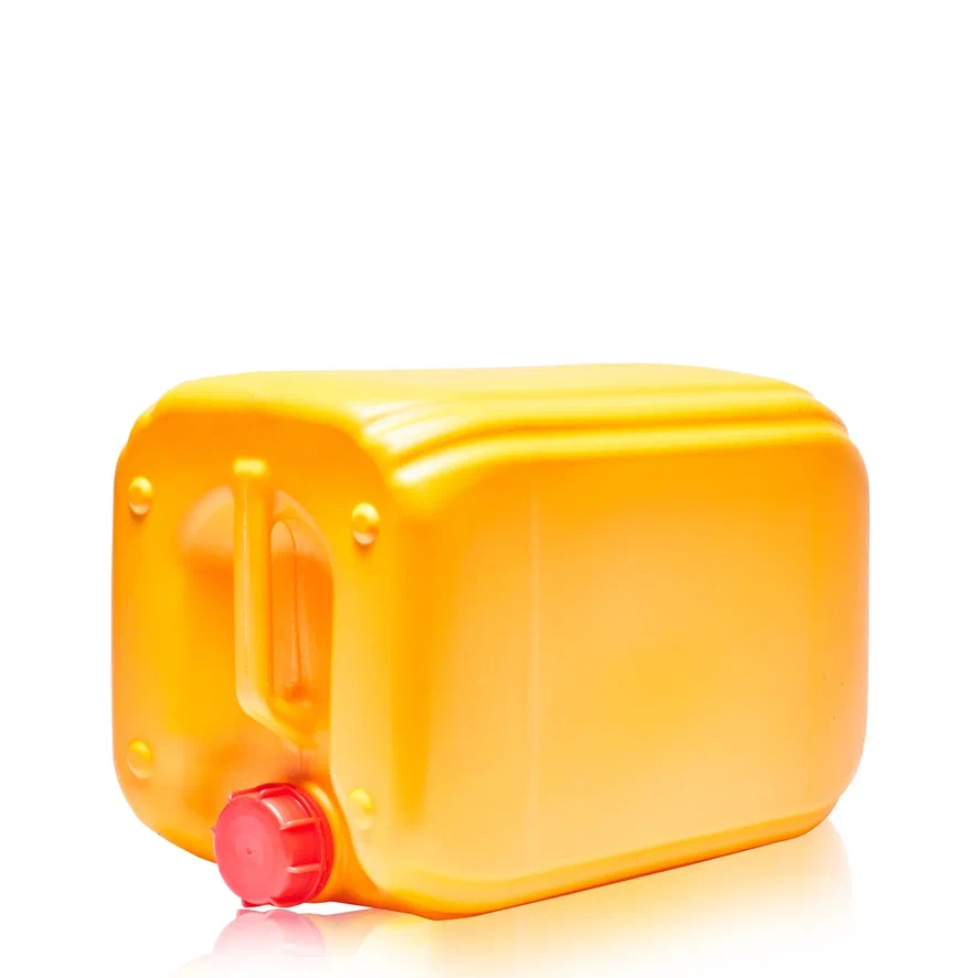 Моющее средство ХИТ кислотный 096 в желтой канистре — вид сбоку