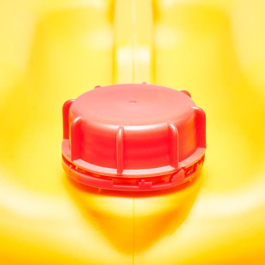 Моющее средство ХИТ кислотный 096 — желтая канистра с крышкой